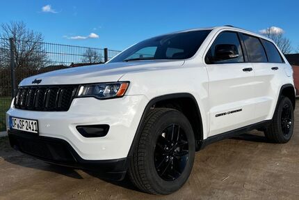 Jeep Grand Cherokee 94.000 km 26.000 &euro; Hainburg 63512