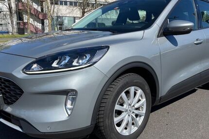 Ford Kuga 152.650 km 13.850 &euro; Aschaffenburg 63741