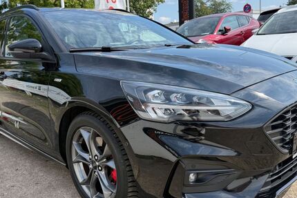 Ford Focus 83.000 km 12.990 &euro; Mainaschaff 63814