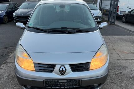 Renault Scenic 215.000 km 1.990 &euro; Hanau 63450