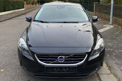 Volvo V40 120.000 km 9.300 &euro; Hanau 63454