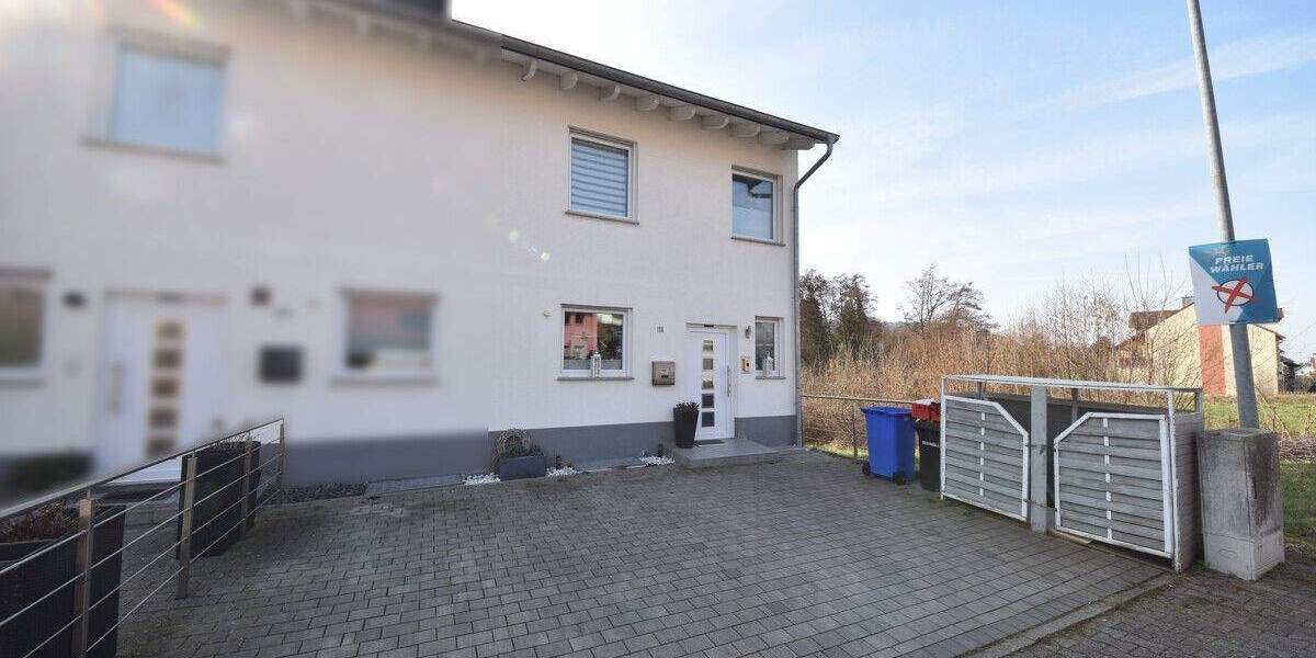 Reihenmittelhaus Laufach - 5 Zimmer, 190 m&sup2;, 419.000&euro; | Angebot:25774786