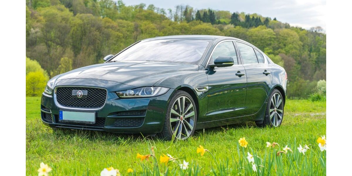 Jaguar XE 188.000 km 12.200 &euro; Mömbris 63776