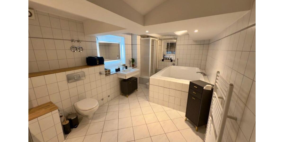 Etagenwohnung Kahl am Main - 2.5 Zimmer, 75 m&sup2;, 1.160&euro; | Angebot:26585582