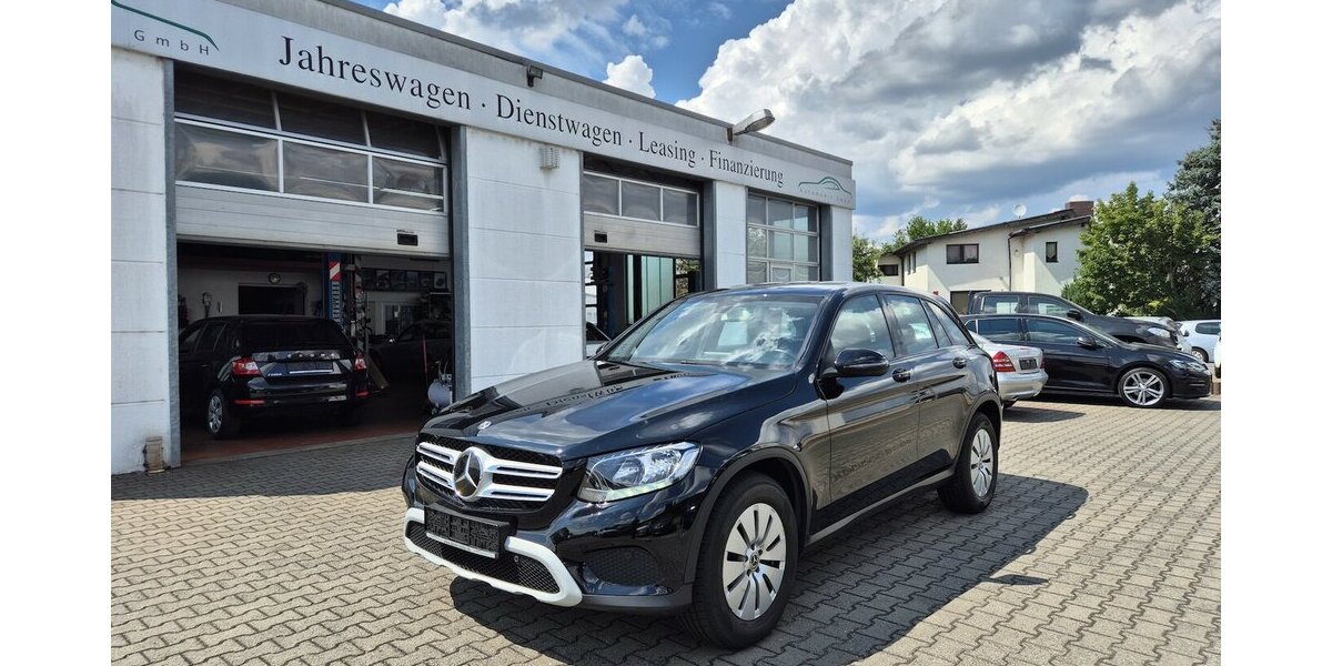 Mercedes-Benz GLC 250 4M Distronic, Rückfahrkamera, AppleCarplay 112.301 km 19.990 &euro; Rodgau 63110