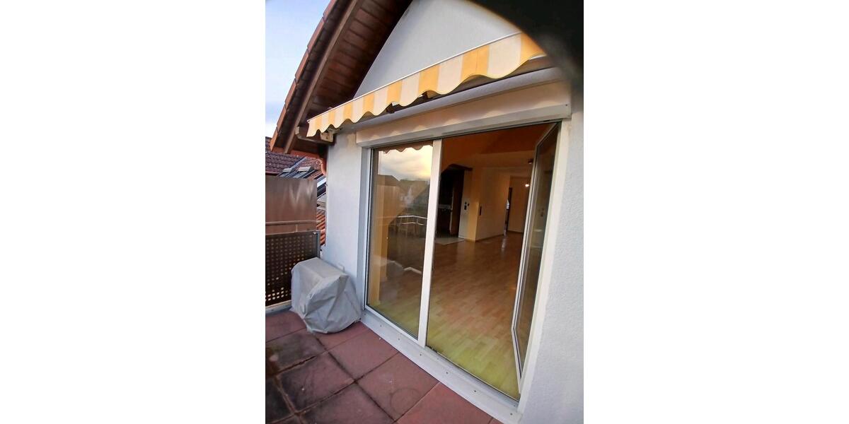 Dachgeschoßwohnung Hanau Groß-Steinheim - 3 Zimmer, 67 m&sup2;, 249.000&euro; | Angebot:24702772