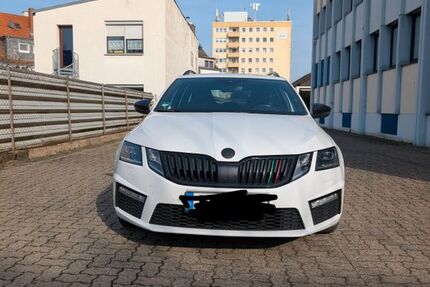 Skoda Octavia 156.000 km 17.000 &euro; Aschaffenburg 63741