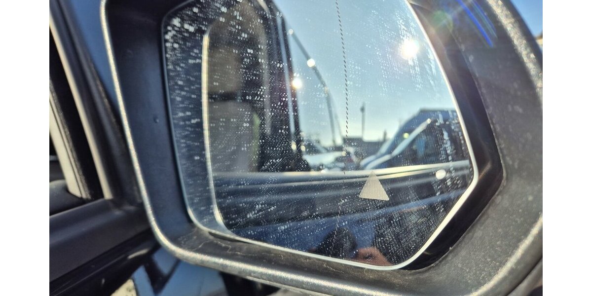 Mercedes-Benz V 300 d AVANTGARDE EDITION lang AMG Line Distronic 29.700 km 57.900 &euro; Rodgau 63110