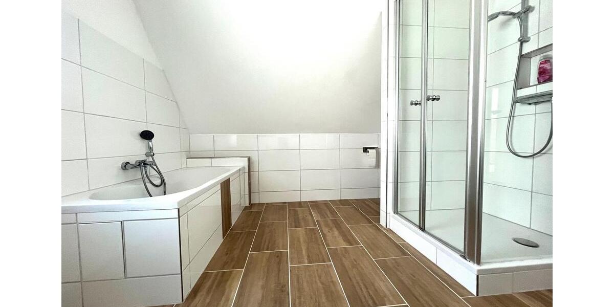 Dachgeschoßwohnung Freigericht - 2 Zimmer, 74 m&sup2;, 900&euro; | Angebot:26001609