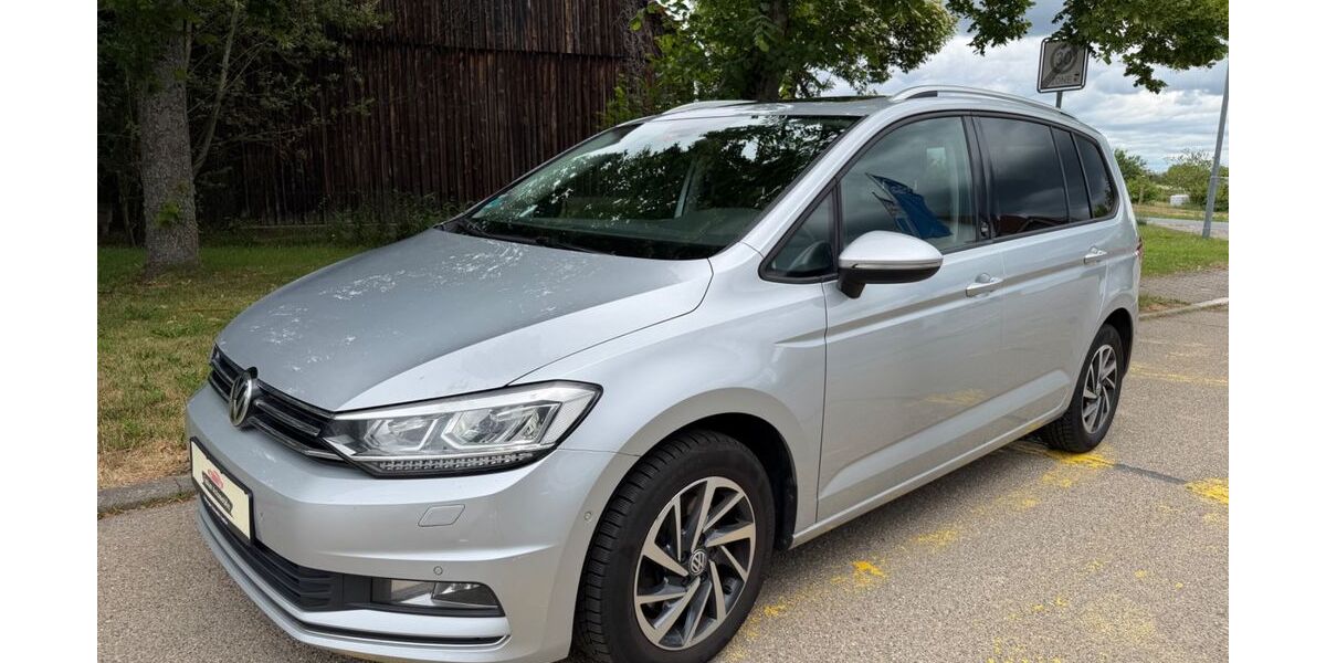 VW Touran 304.745 km 8.999 &euro; Freudenberg 97896