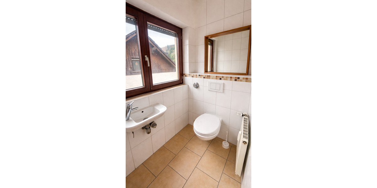 Mehrfamilienhaus, Wohnhaus Flörsbachtal Kempfenbrunn - 9 Zimmer, 249 m&sup2;, 239.000&euro; | Angebot:26306000