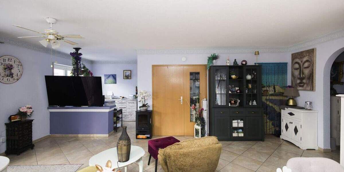 Etagenwohnung Aschaffenburg / Damm Damm - 3 Zimmer, 105 m&sup2;, 355.000&euro; | Angebot:25693808