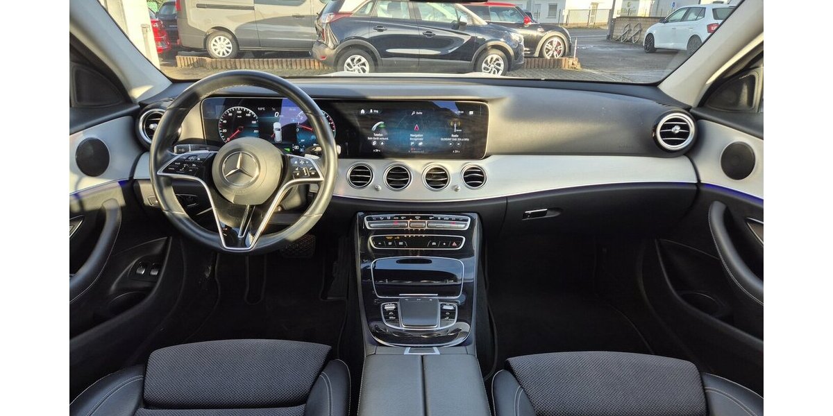 Mercedes-Benz E 300 e T Avantgarde AHK, LED, Rückfahrkamera, App 55.700 km 27.990 &euro; Rodgau 63110