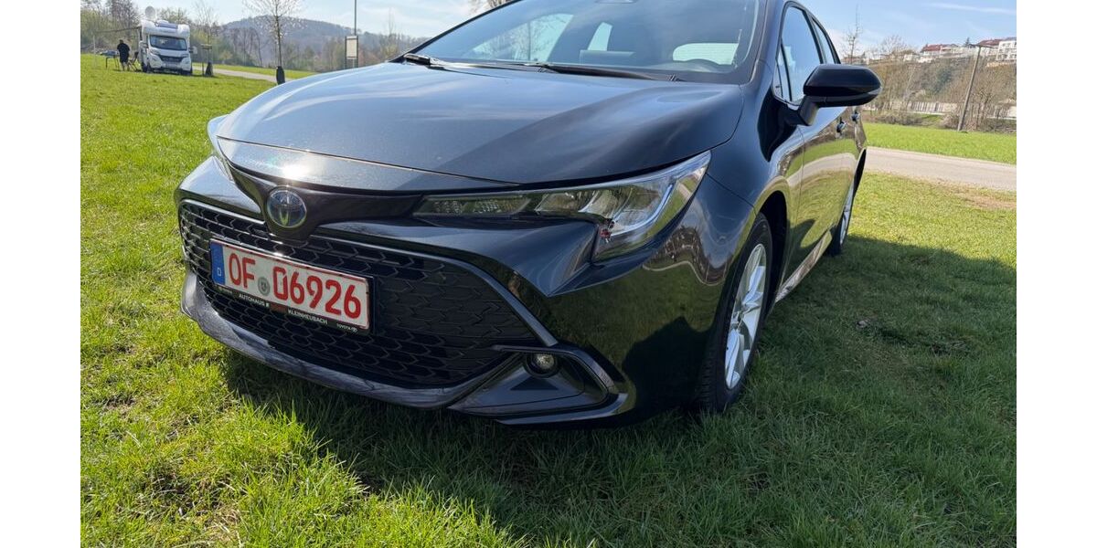 Toyota Corolla 23.500 km 22.999 &euro; Aschaffenburg 63743