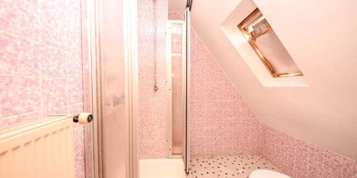 Einfamilienhaus Laufach Hain - 7 Zimmer, 120 m&sup2;, 345.000&euro; | Angebot:25693332