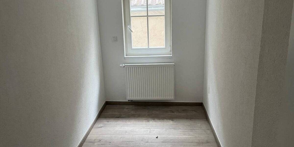 Einfamilienhaus Obernburg a.Main Obernburg - 8 Zimmer, 180 m&sup2;, 299.000&euro; | Angebot:25798628