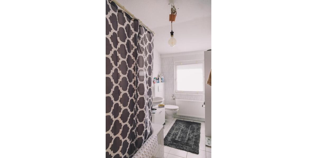 Dachgeschoßwohnung Hanau - 2 Zimmer, 68 m&sup2;, 900&euro; | Angebot:26296793