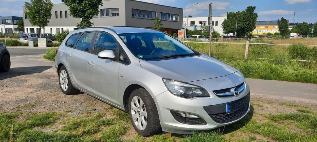 Opel Astra 232.000 km 3.900 &euro; Obertshausen 63179