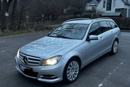 Mercedes-Benz 220 185.000 km 10.000 &euro; Aschaffenburg 63739