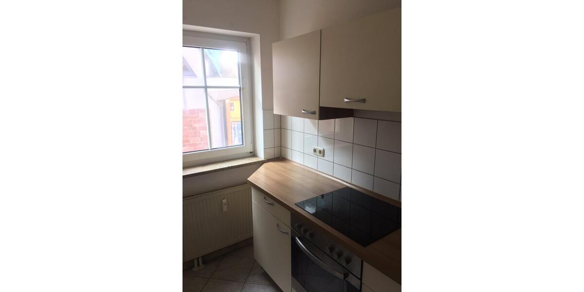 Dachgeschoßwohnung Obernburg am Main - 3 Zimmer, 86 m&sup2;, 860&euro; | Angebot:25432012