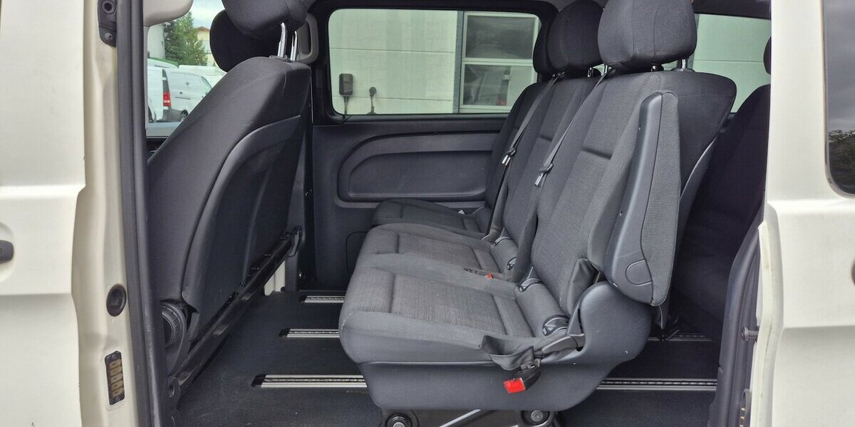 Mercedes-Benz Vito Tourer 114 CDI extralang Pro, 9 Sitzer, 2 Sch 37.038 km 27.890 &euro; Rodgau 63110