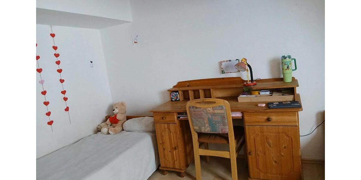 Dachgeschoßwohnung Frammersbach - 3 Zimmer, 85 m&sup2;, 1.100&euro; | Angebot:26326653