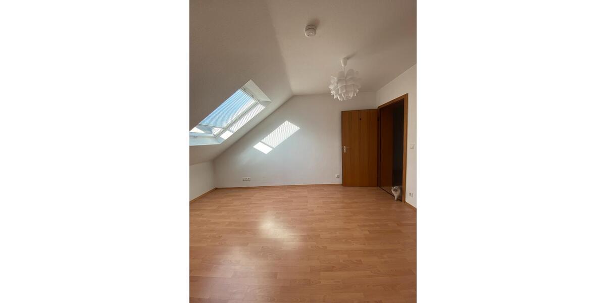 Etagenwohnung Bruchköbel - 4 Zimmer, 110 m&sup2;, 450&euro; | Angebot:25419197