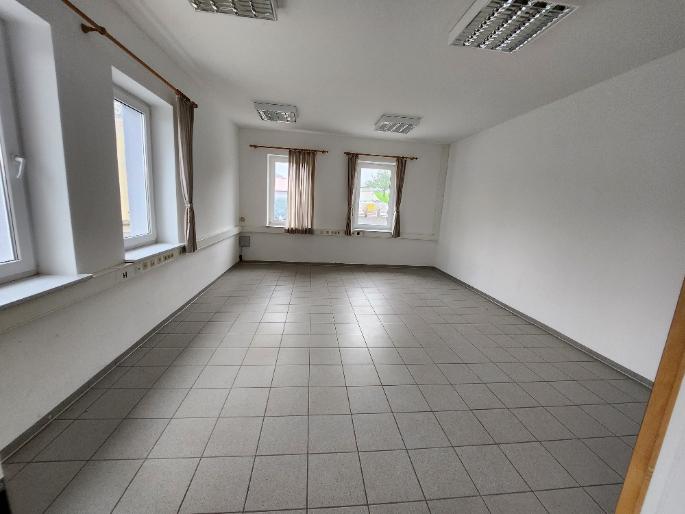 Gewerbeobjekt Kleinkahl - 1.900&euro; | Angebot:26050775