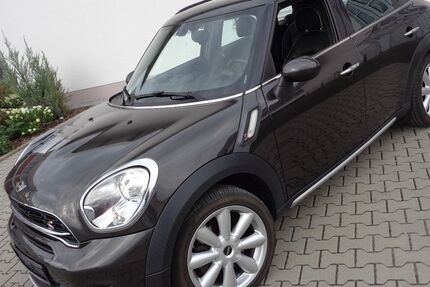 Mini Countryman S (Cooper) 124.996 km 10.890 &euro; Mühlheim 63165