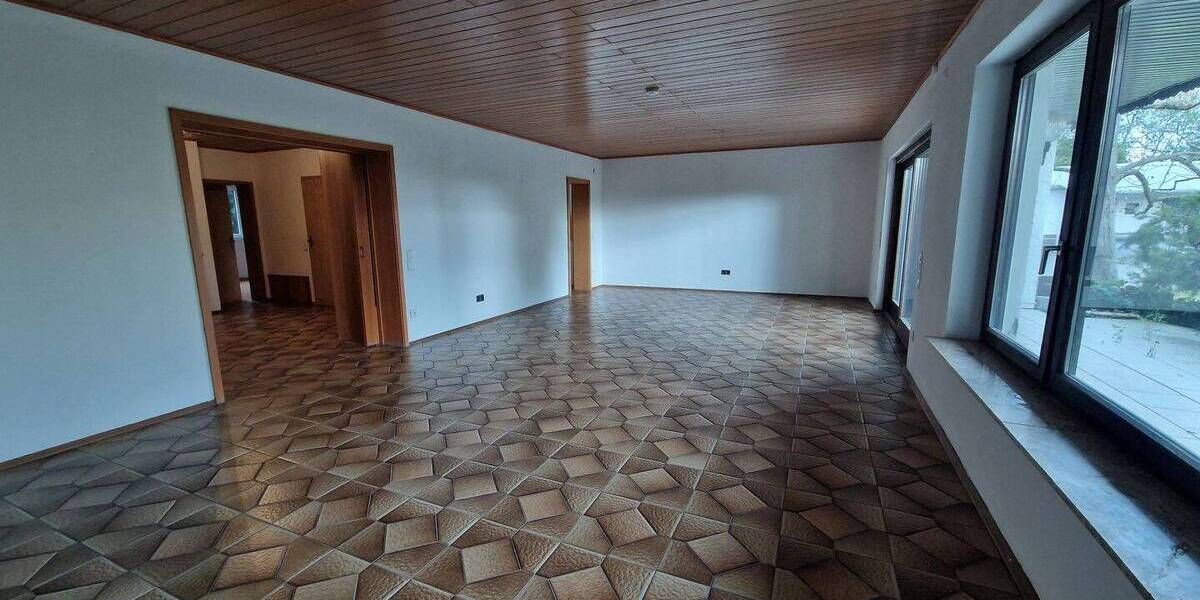 Mehrfamilienhaus, Wohnhaus Großkrotzenburg - 8 Zimmer, 288 m&sup2;, 699.000&euro; | Angebot:26092205