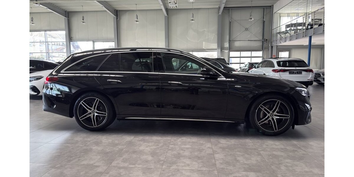 Mercedes-Benz E 300 T e EDITION AMG SUPERSCREEN-4D SOUND- AHK! 11.679 km 62.779 &euro; Groß-Umstadt 64823