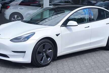 Tesla Model 3 117.716 km 25.450 &euro; Dieburg 64807