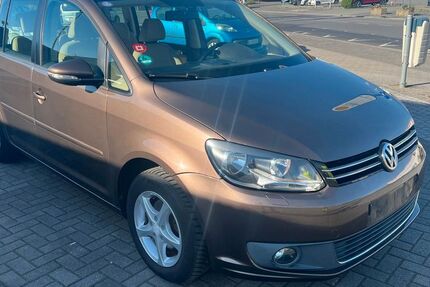 VW Touran 213.796 km 5.000 &euro; Rodgau Nieder-Roden 63110
