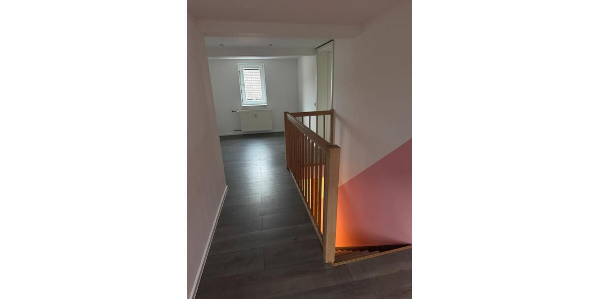 Einfamilienhaus Biebergemünd - 4 Zimmer, 130 m&sup2;, 900&euro; | Angebot:25791227
