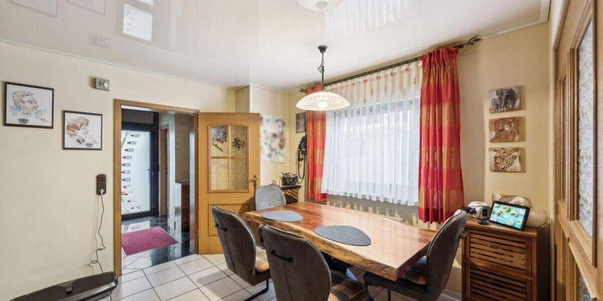 Reihenendhaus Elsenfeld - 6 Zimmer, 120 m&sup2;, 430.000&euro; | Angebot:25675055