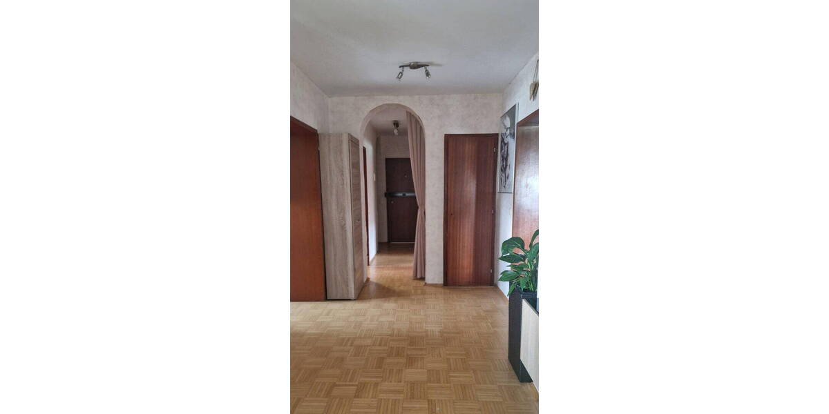 Etagenwohnung Hanau - 3 Zimmer, 82 m&sup2;, 289.000&euro; | Angebot:26777107
