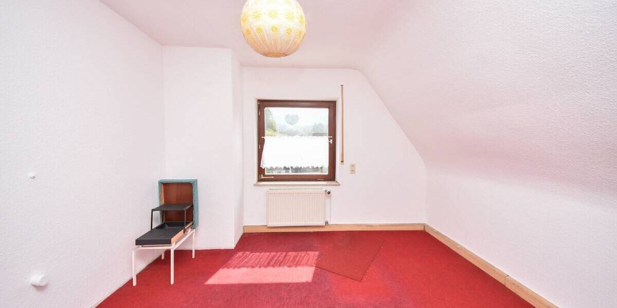 Einfamilienhaus Laufach Hain - 7 Zimmer, 120 m&sup2;, 345.000&euro; | Angebot:25693332