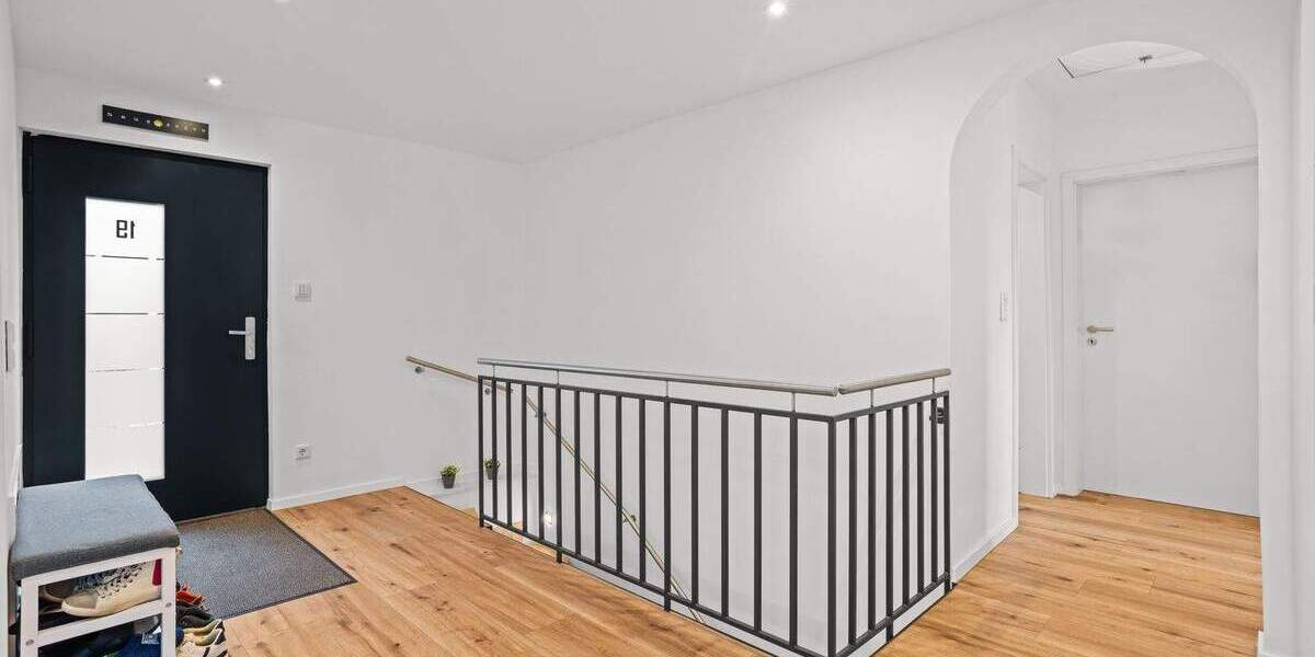 Einfamilienhaus Gelnhausen - 6 Zimmer, 196 m&sup2;, 875.000&euro; | Angebot:25685338