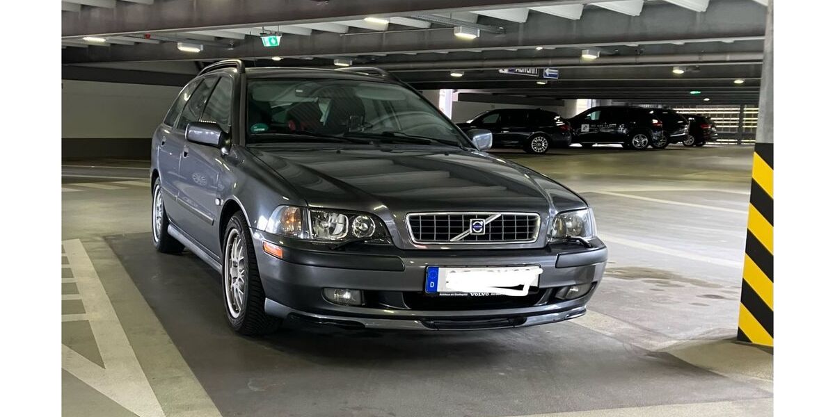 Volvo V40 240.000 km 6.999 &euro; Dietzenbach 63128