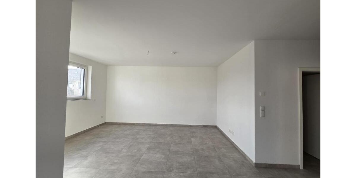 Etagenwohnung Elsenfeld - 3 Zimmer, 81 m&sup2;, 1.100&euro; | Angebot:24432876