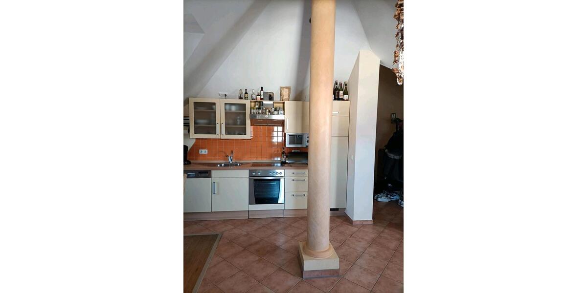 Dachgeschoßwohnung Großwallstadt - 2 Zimmer, 50 m&sup2;, 650&euro; | Angebot:25342304