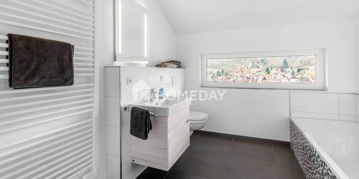 Einfamilienhaus Neuhütten - 7 Zimmer, 195 m&sup2;, 660.000&euro; | Angebot:25732674