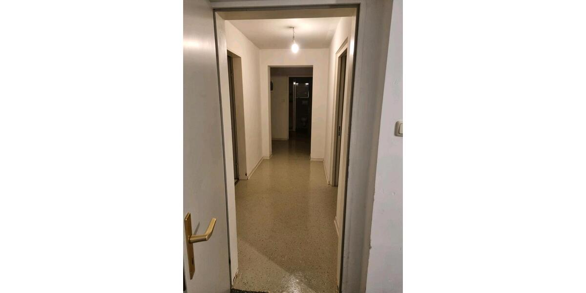 Etagenwohnung Bad König - 1 Zimmer, 85 m&sup2;, 1.000&euro; | Angebot:26652231