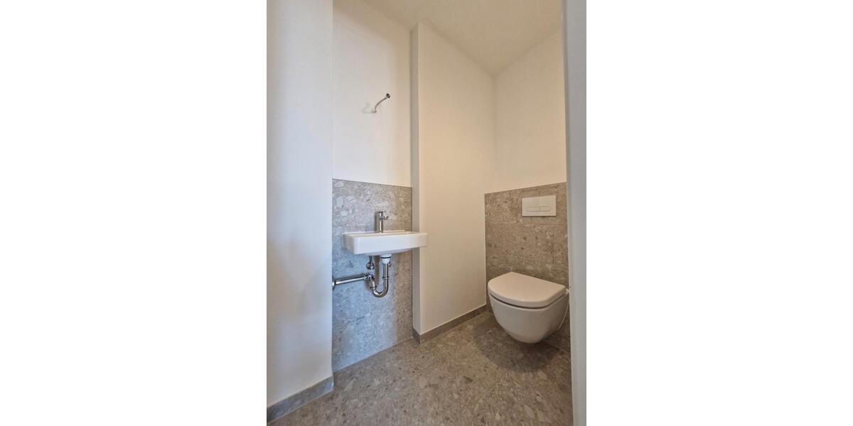 Dachgeschoßwohnung Erlenbach am Main - 3.5 Zimmer, 90 m&sup2;, 1.200&euro; | Angebot:26322552