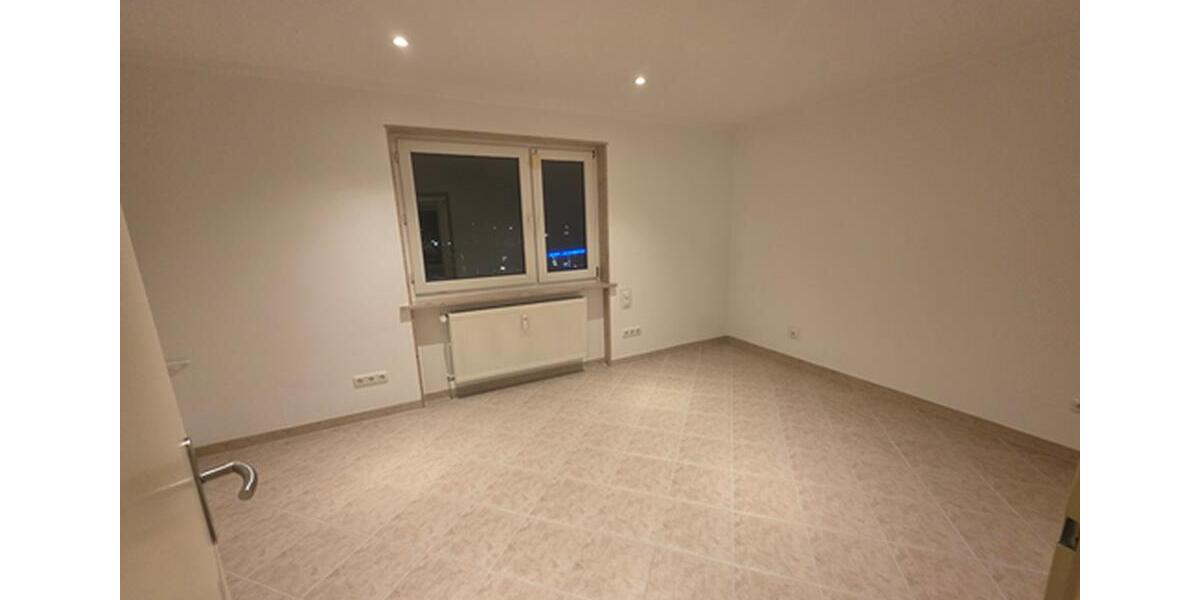 Etagenwohnung Maintal - 2 Zimmer, 54 m&sup2;, 700&euro; | Angebot:25788551