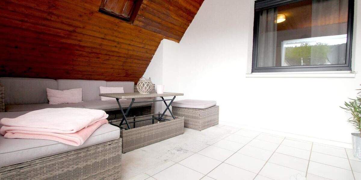 Mehrfamilienhaus, Wohnhaus Laufach - 8 Zimmer, 196 m&sup2;, 499.000&euro; | Angebot:25693753