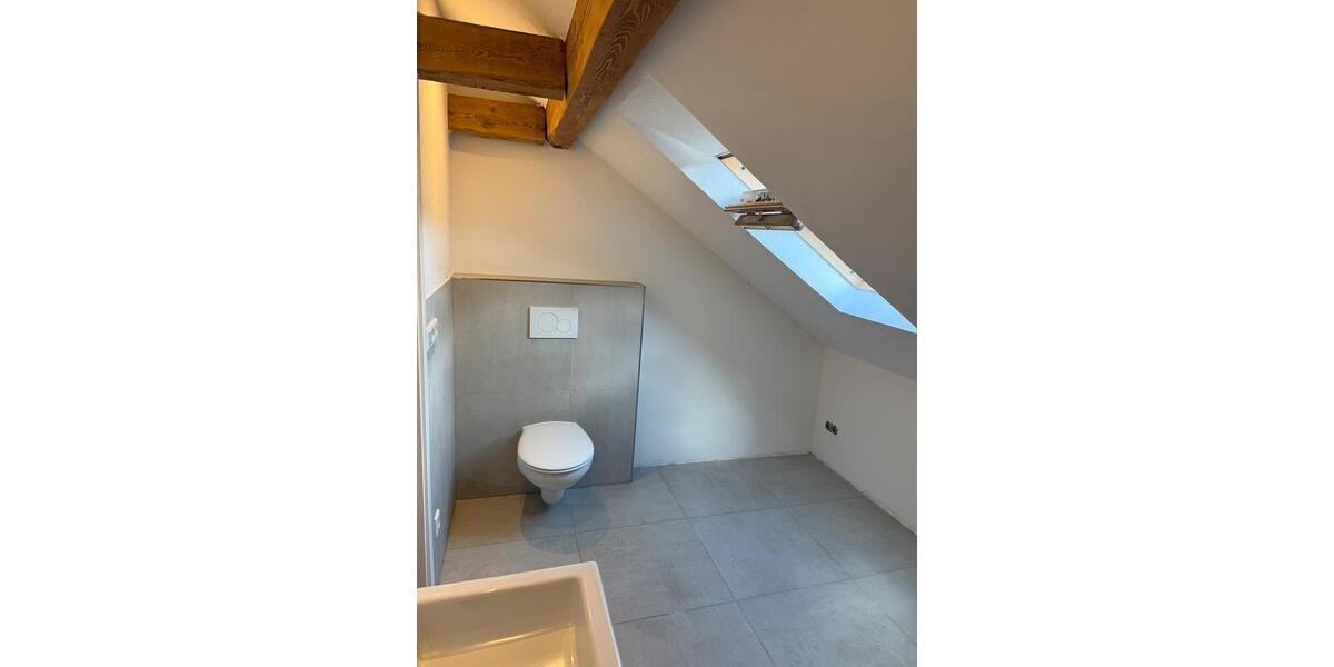 Dachgeschoßwohnung Aschaffenburg Gailbach - 1.5 Zimmer, 65 m&sup2;, 600&euro; | Angebot:26631615