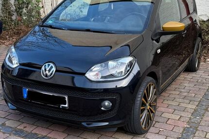 VW up! 82.000 km 8.500 &euro; Gründau 63584