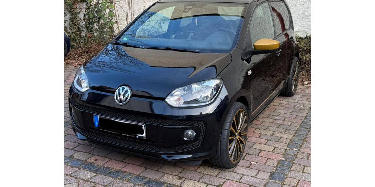 VW up! 82.000 km 8.500 &euro; Gründau 63584