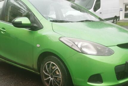 Mazda 2 211.370 km 1.200 &euro; Aschaffenburg 63741